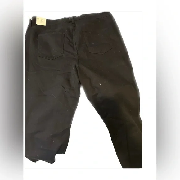 NWT Black High Rise Flare Jean - Picture 4 of 7